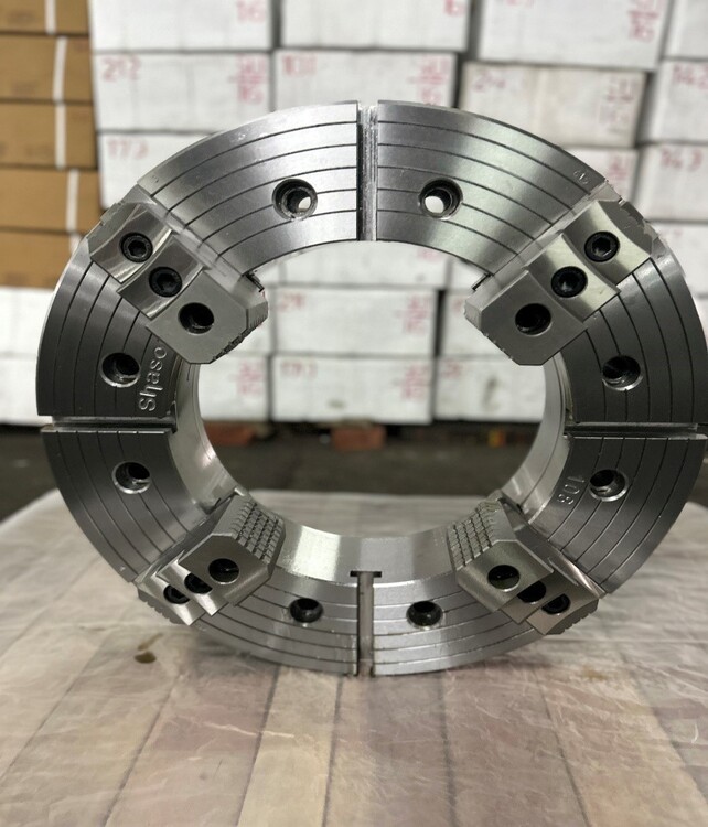 Shasom 760mm (30”) Independent 4-Jaw Chuck Forged Steel Body with 458mm (18”) Thru Hole Chucks | Esco Machine & Supply